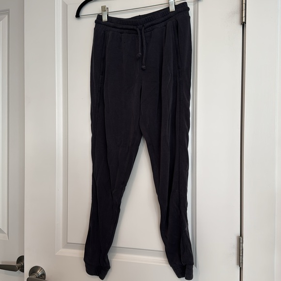 Free People Movement Joggers in Grey Size Small - Picture 3 of 6
